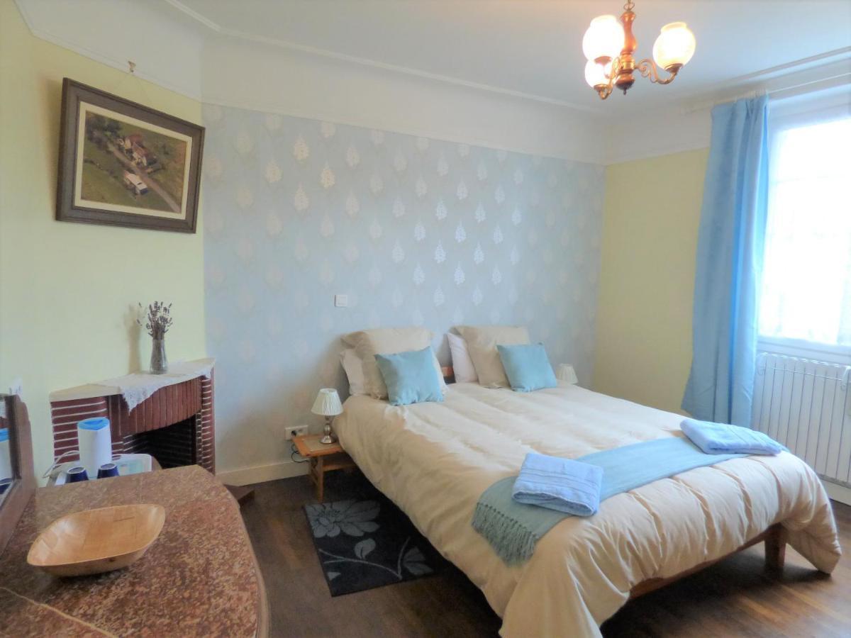 Les Tibles Bed and Breakfast Nanthiat Exterior foto