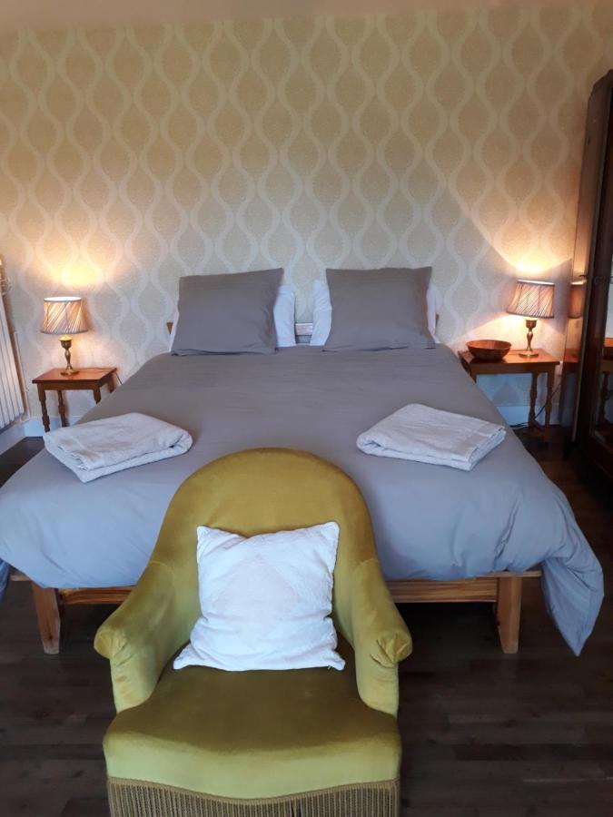 Les Tibles Bed and Breakfast Nanthiat Exterior foto